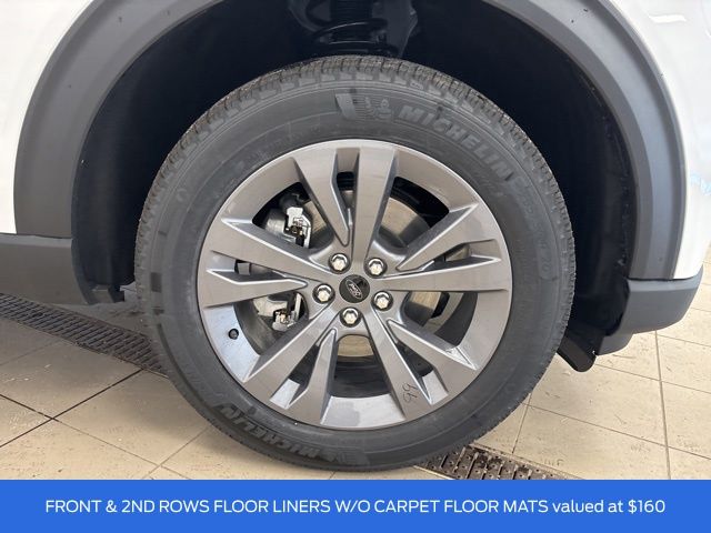 2026 Ford Explorer Active - Photo 11