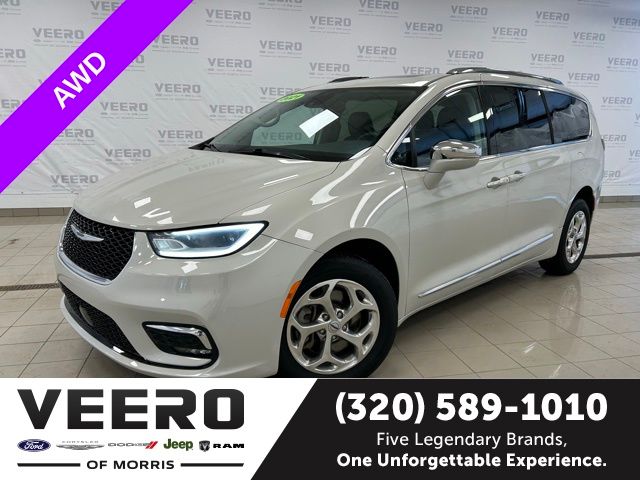 2021 Chrysler Pacifica Limited's photo