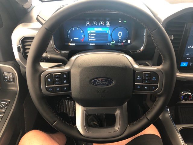 2025 Ford F-150 Lariat photo 21