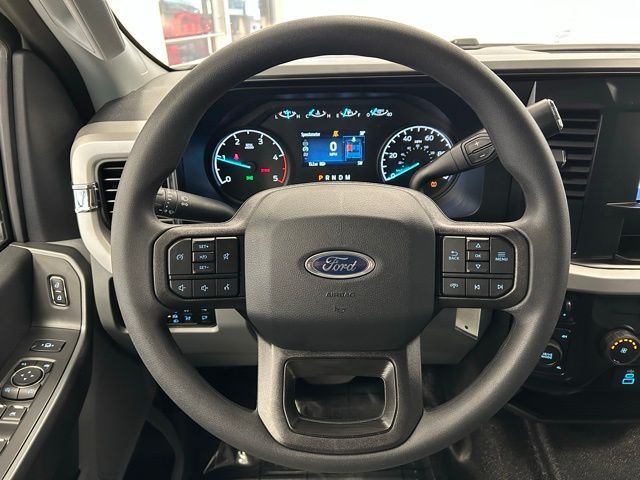 2026 Ford F-350 Super Duty XLT - Photo 16