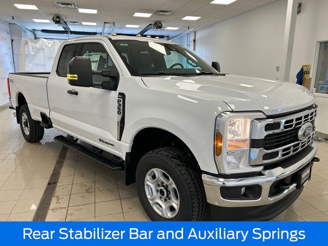 2026 Ford F-350 Super Duty XLT - Photo 12