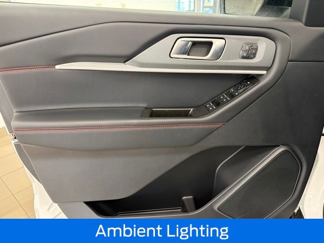 2026 Ford Explorer ST-Line - Photo 18