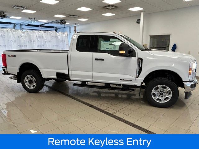 2026 Ford F-350 Super Duty XLT - Photo 11