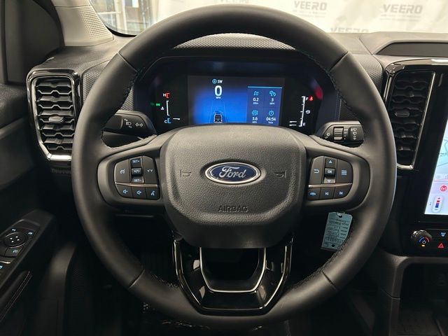 2025 Ford Ranger XLT - Photo 16