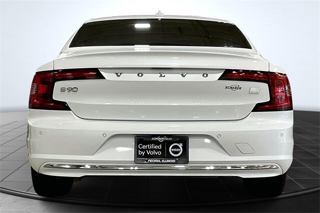 2024 Volvo S90 Recharge T8 eAWD Ultimate photo 4