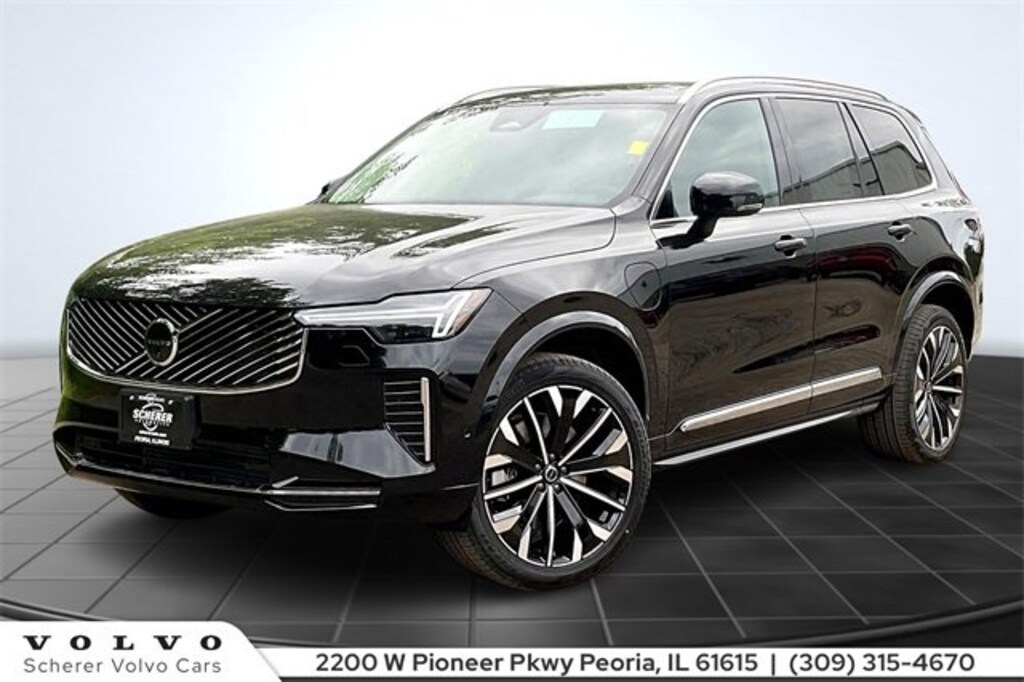 Used 2025 Volvo XC90 plug-in hybrid T8 (2025.5) Plus 7-Seater SUV