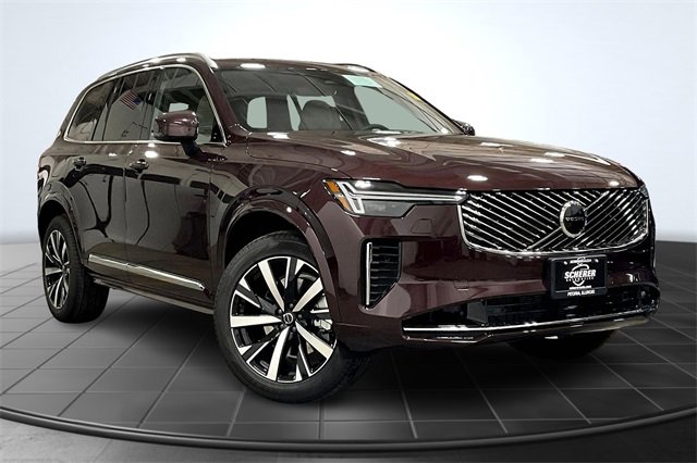 2026 Volvo XC90 B5 AWD Core photo 2