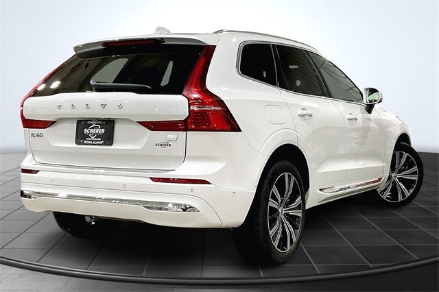 2022 Volvo XC60 Recharge Hybrid T8 Inscription photo 2
