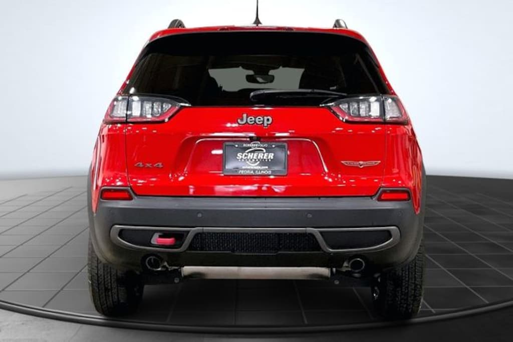 Used 2019 Jeep Cherokee Trailhawk SUV