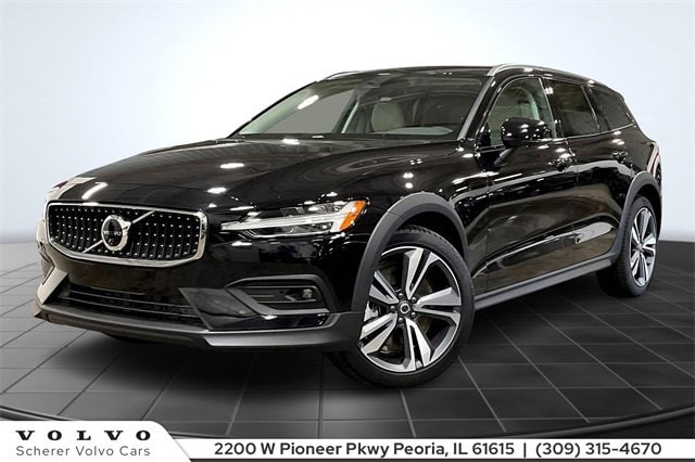 2026 Volvo V60 Cross Country Plus's photo
