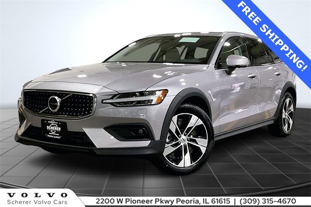 2026 Volvo V60 Cross Country Plus's photo