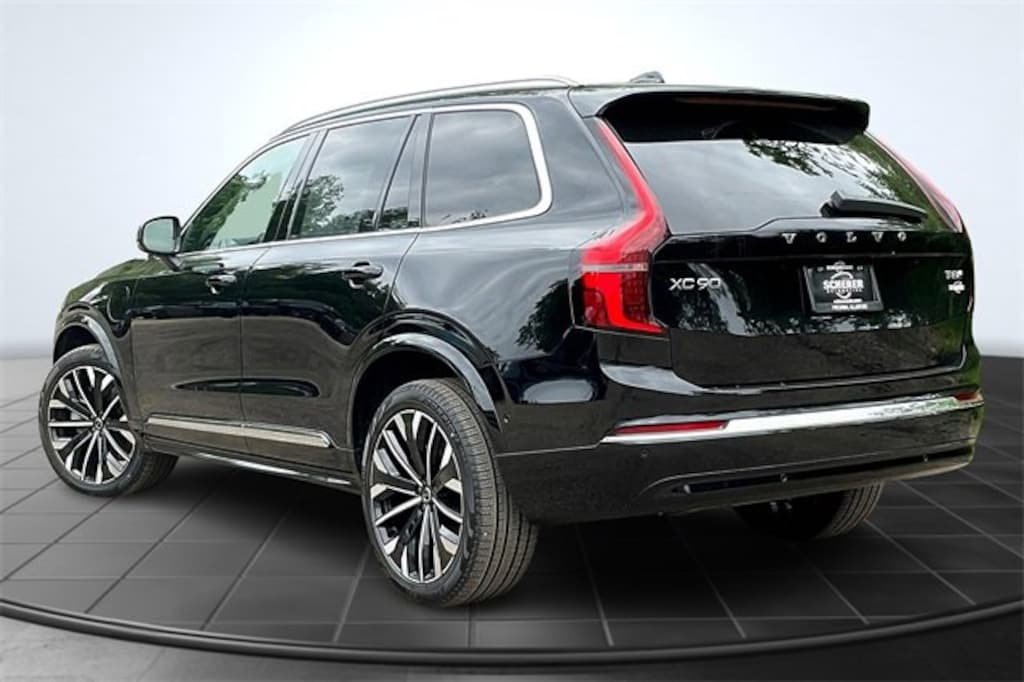 Used 2025 Volvo XC90 plug-in hybrid T8 (2025.5) Plus 7-Seater SUV