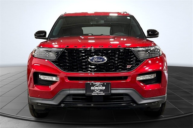 2021 Ford Explorer ST photo 2