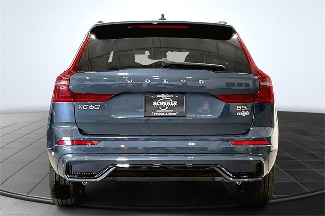 2026 Volvo XC60 B5 Plus photo 4
