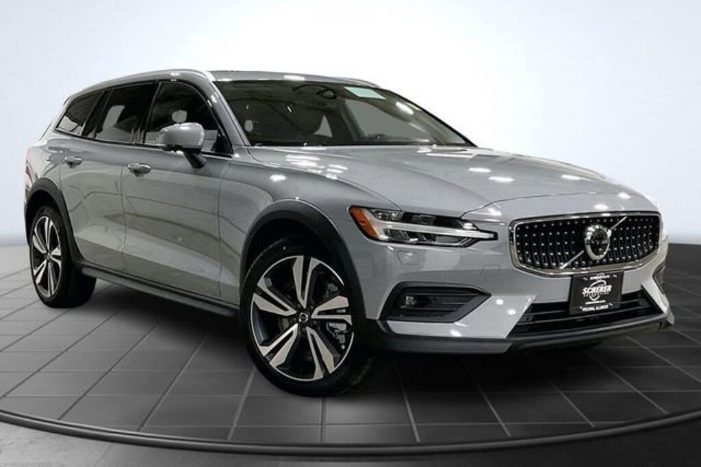 New 2026 Volvo V60 Cross Country B5 Plus Wagon