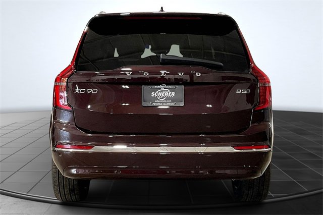 2026 Volvo XC90 B5 AWD Core photo 4