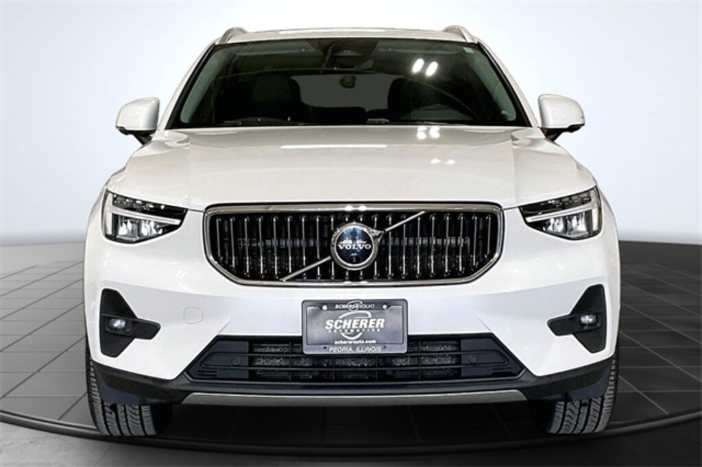 Certified 2023 Volvo XC40 B5 Plus Bright Theme SUV