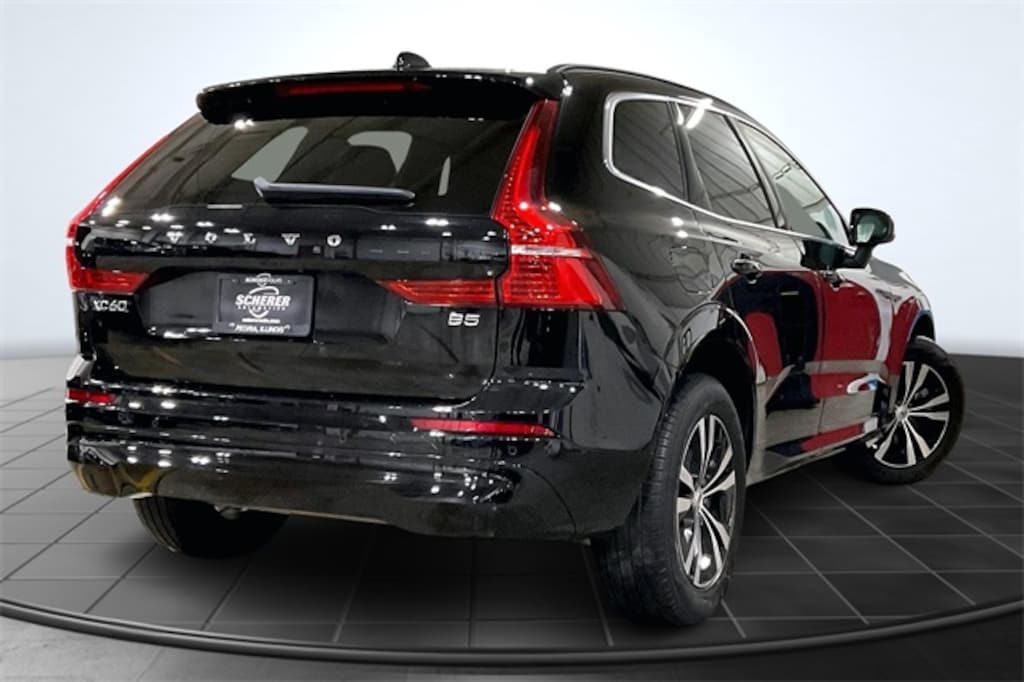 Certified 2023 Volvo XC60 B5 Core SUV