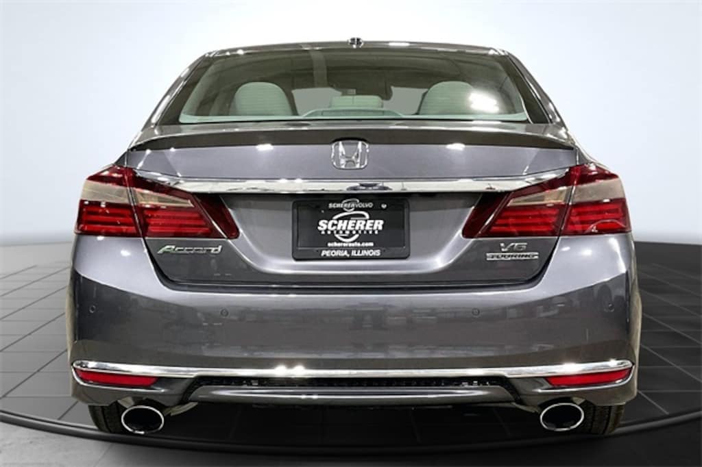 Used 2017 Honda Accord Touring Sedan