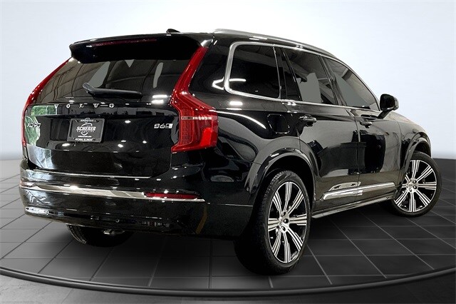 2023 Volvo XC90 Ultimate photo 2