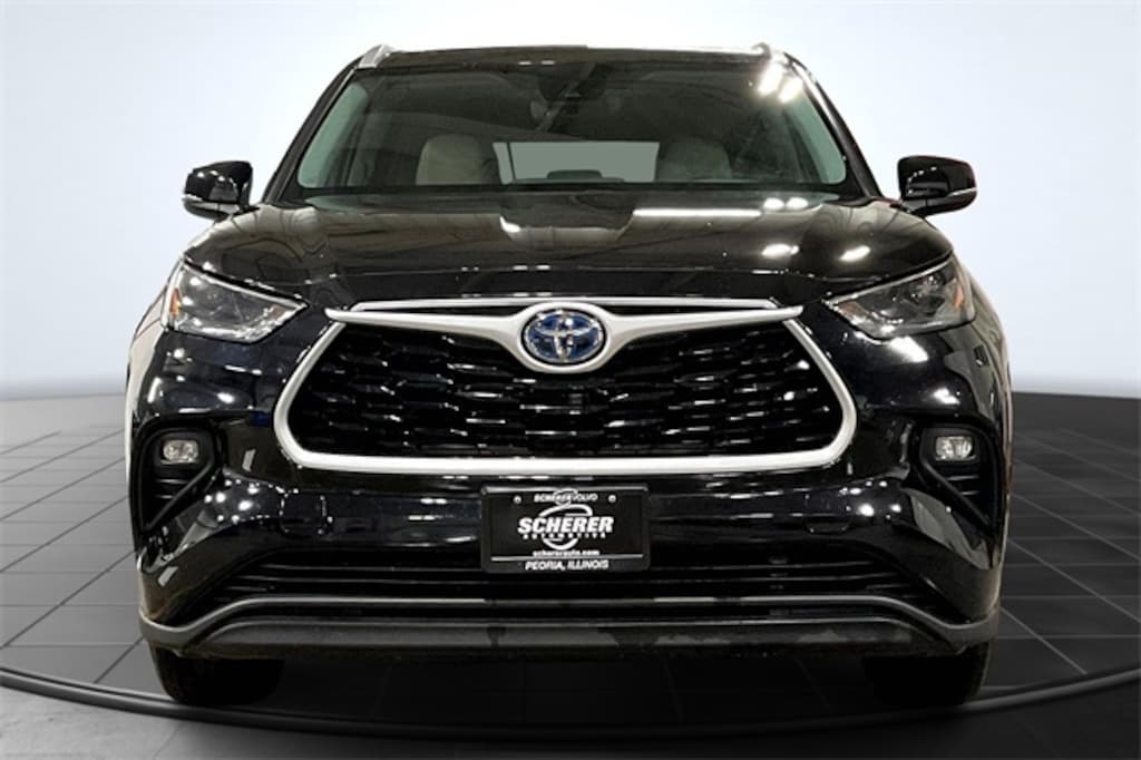 Used 2022 Toyota Highlander Hybrid XLE SUV