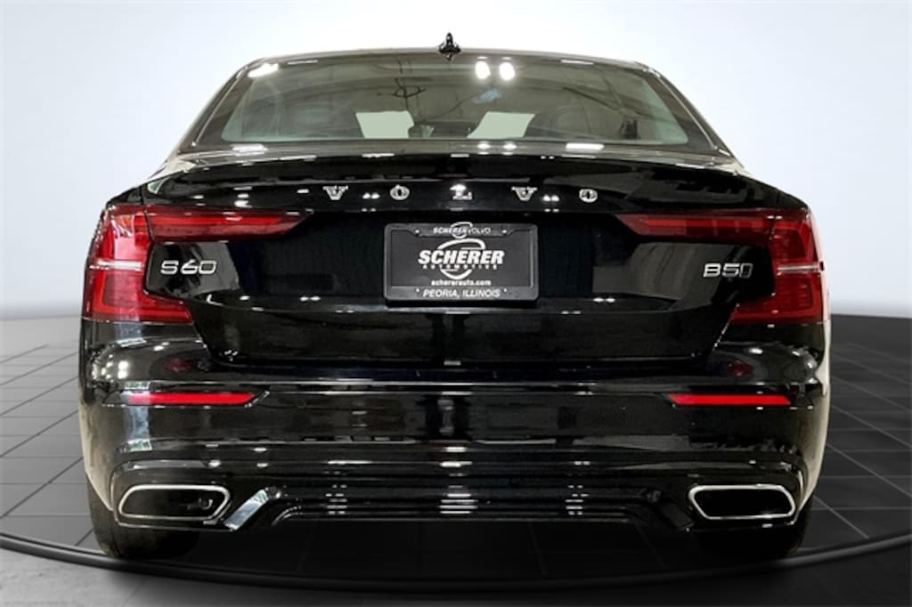 Certified 2022 Volvo S60 B5 Momentum Sedan