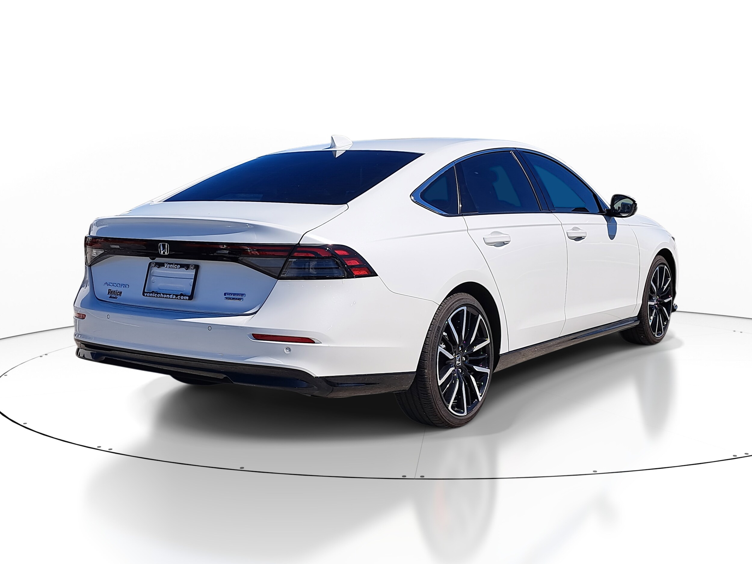 2024 Honda Accord Hybrid Touring photo 4