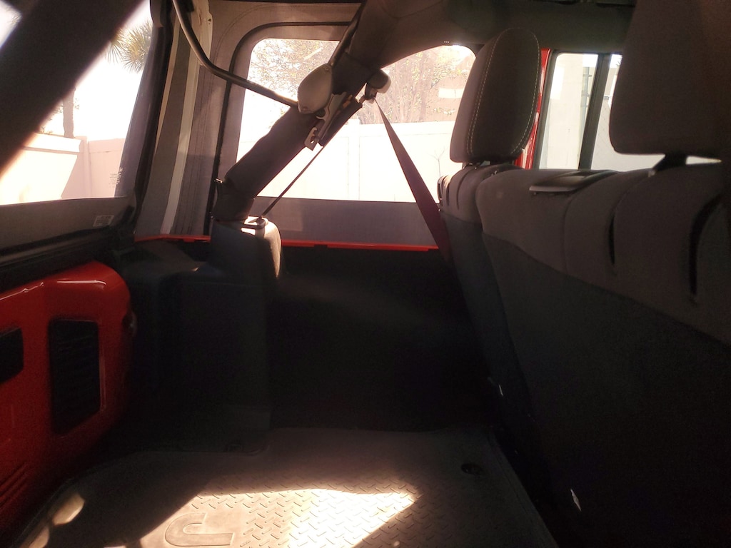 Used 2015 Jeep Wrangler Unlimited Sahara 4WD Sahara