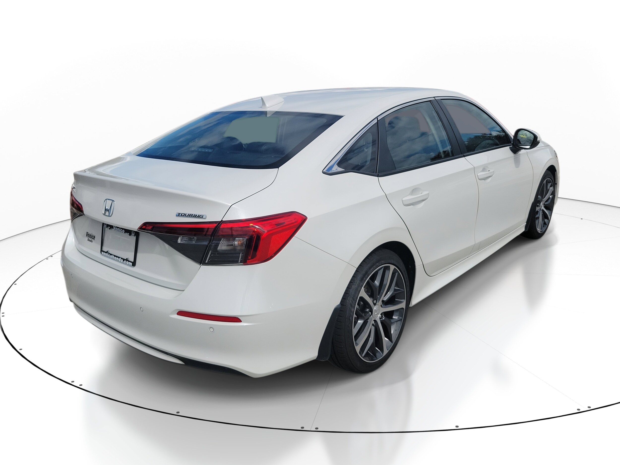 2024 Honda Civic Touring photo 4