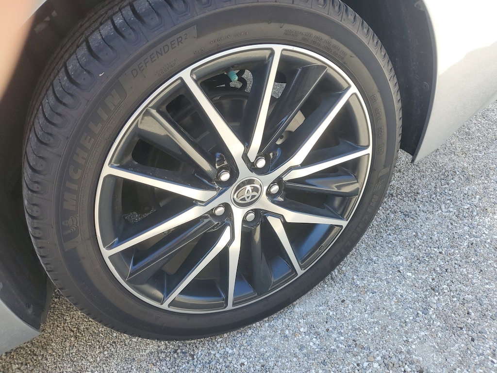 Used 2022 Toyota Camry SE SE Auto
