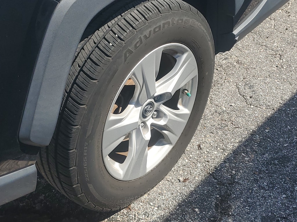 Used 2019 Toyota RAV4 XLE XLE FWD