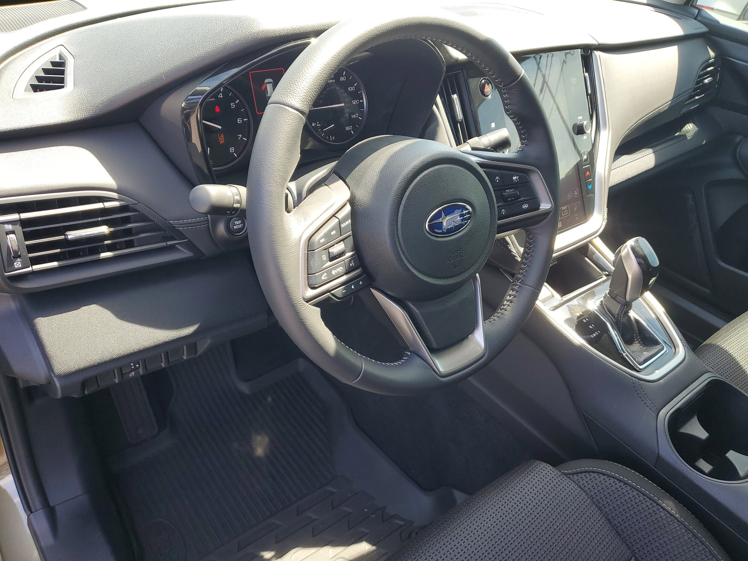 2025 Subaru Outback Premium photo 3