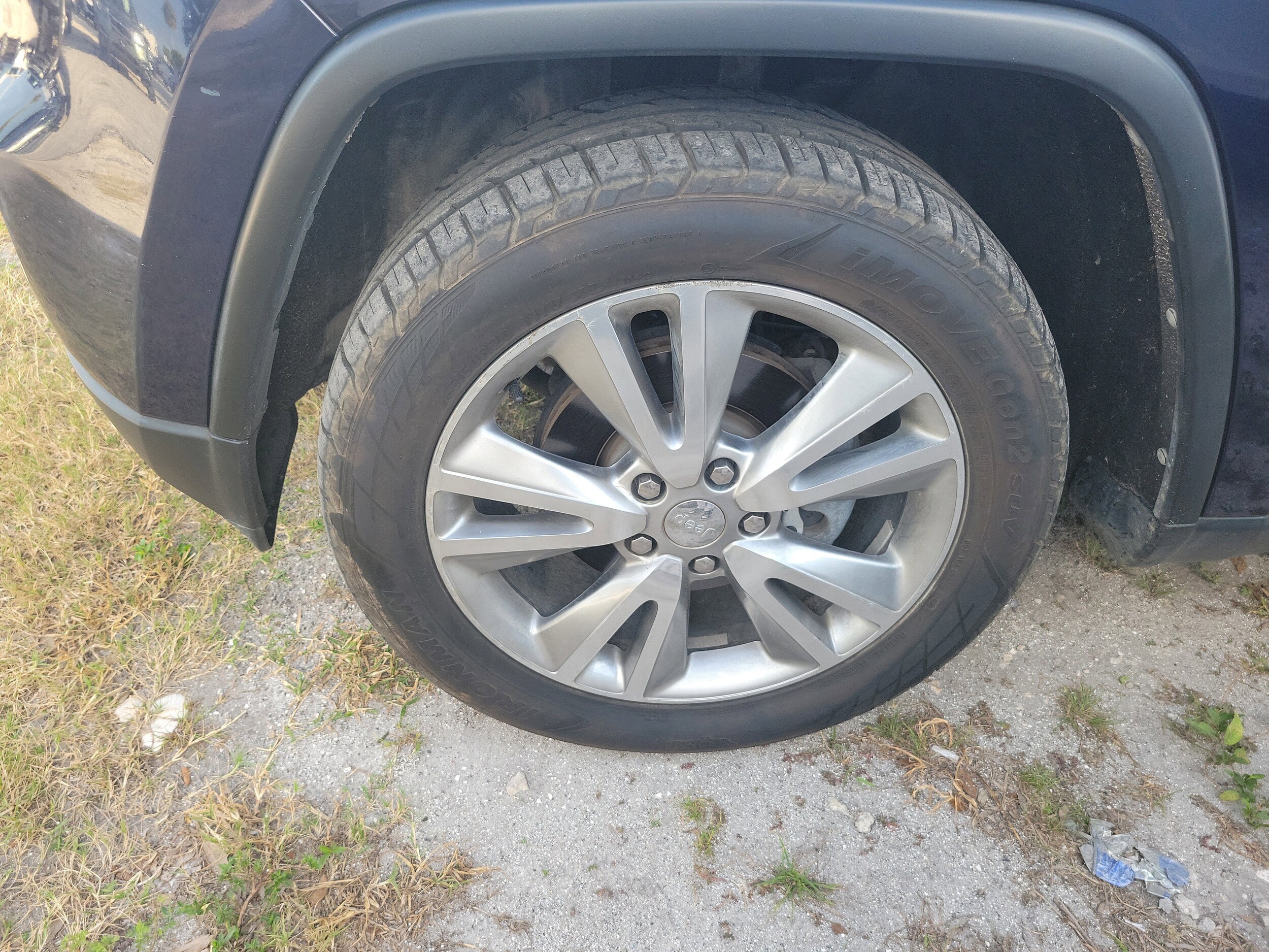 2013 Jeep Grand Cherokee Laredo photo 4
