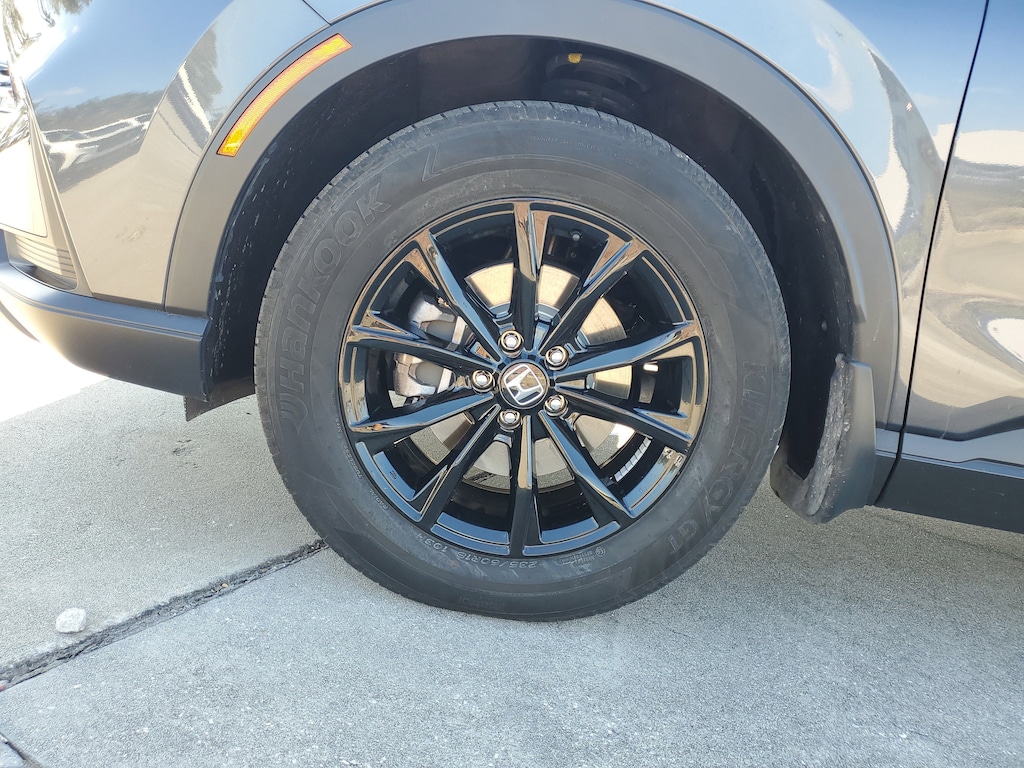 2023 Honda CR-V Hybrid Sport photo 3