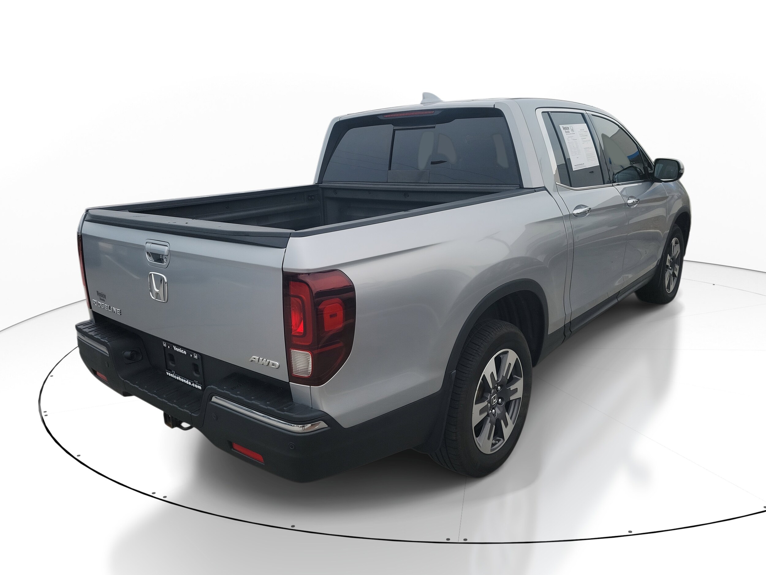 2019 Honda Ridgeline RTL-E photo 4