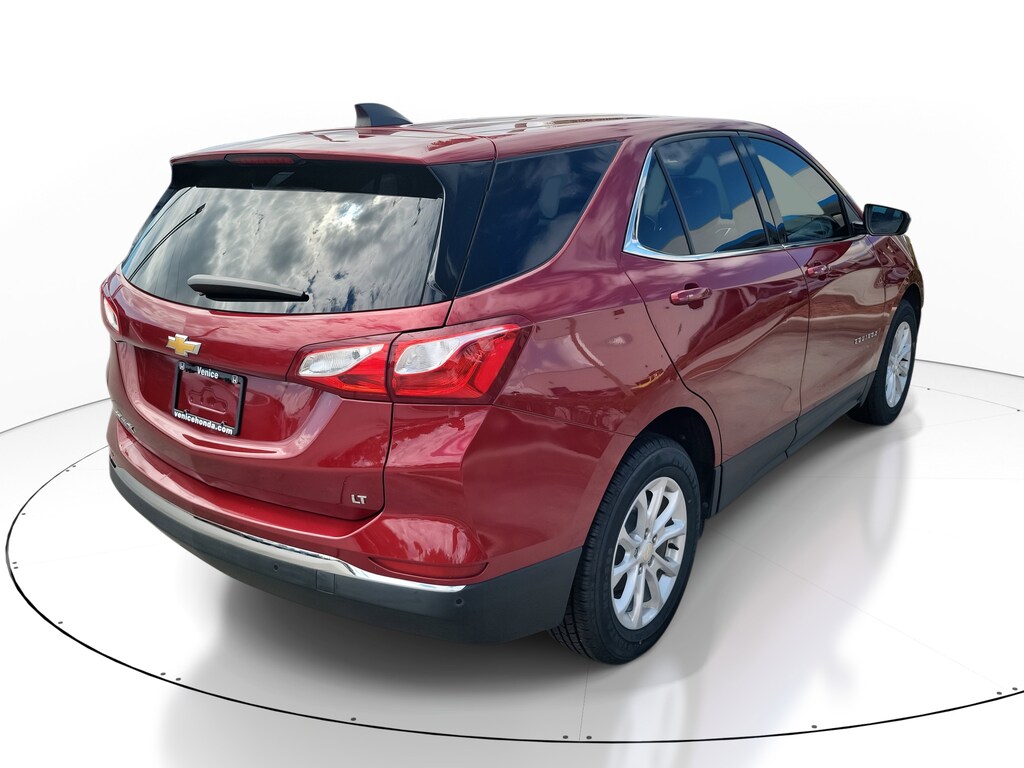 2020 Chevrolet Equinox LT photo 3