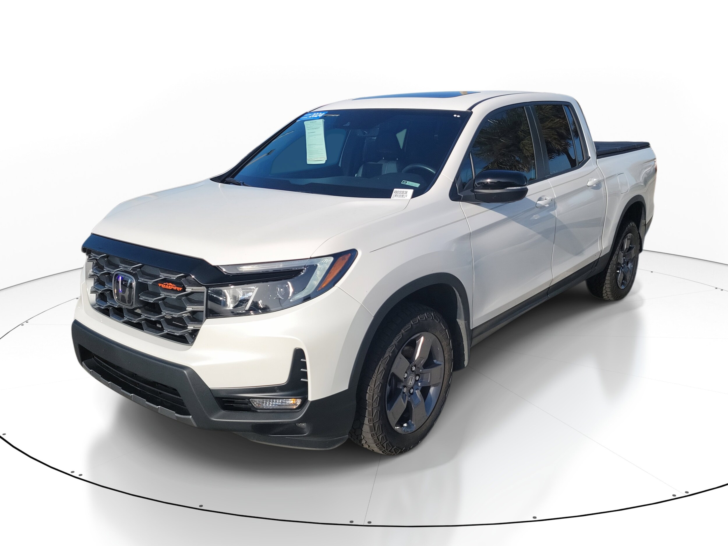 2024 Honda Ridgeline TrailSport photo 2