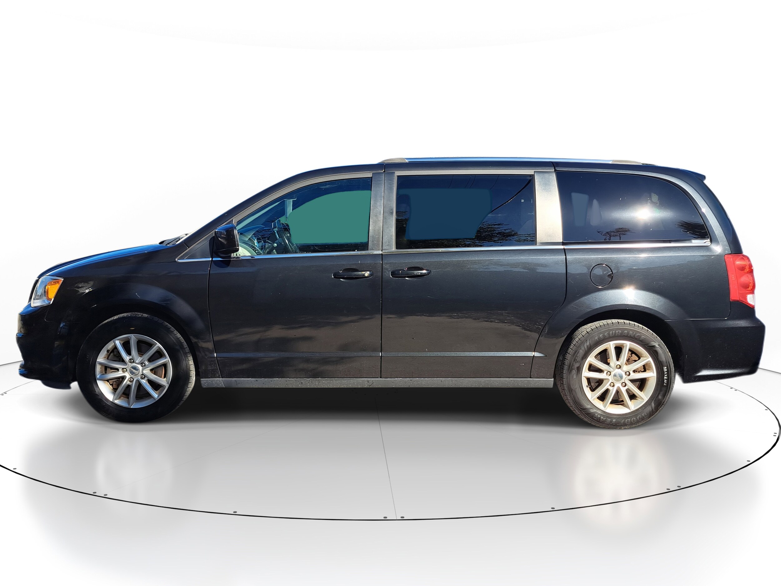 2019 Dodge Grand Caravan SXT photo 3