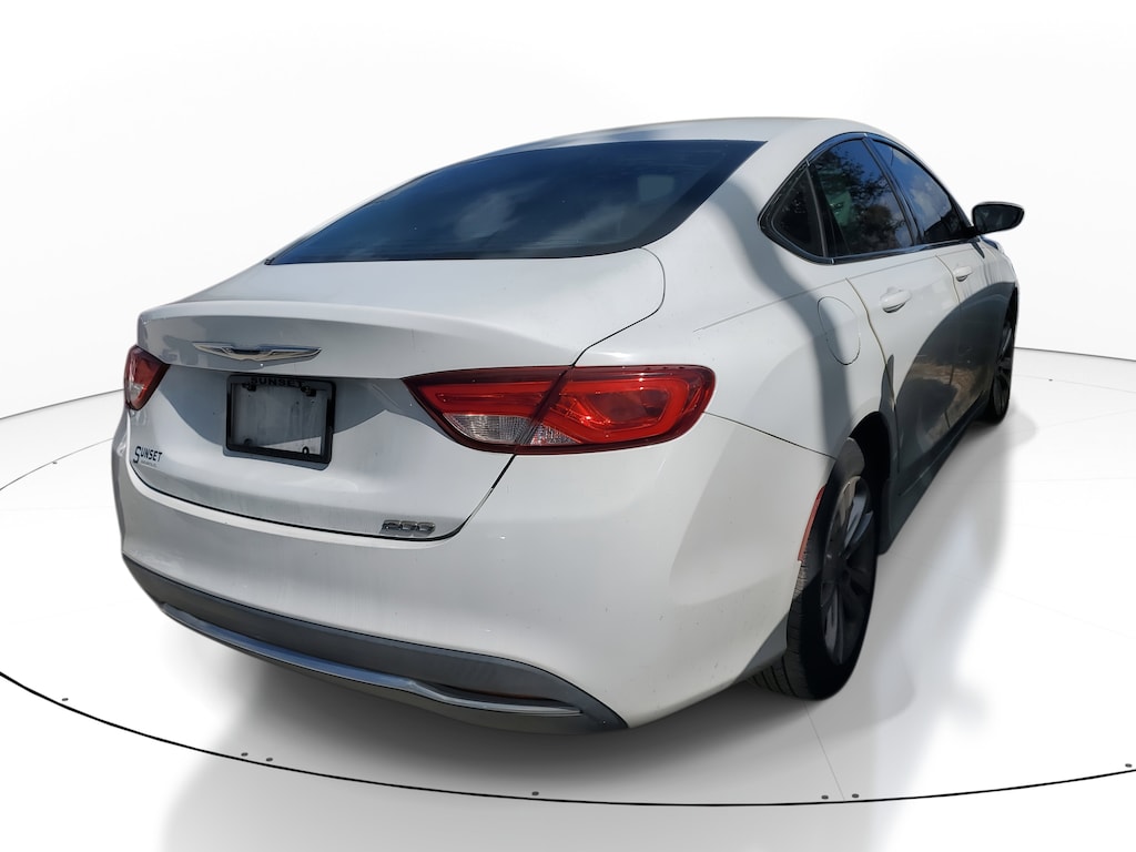 Used 2015 Chrysler 200 Limited Sedan