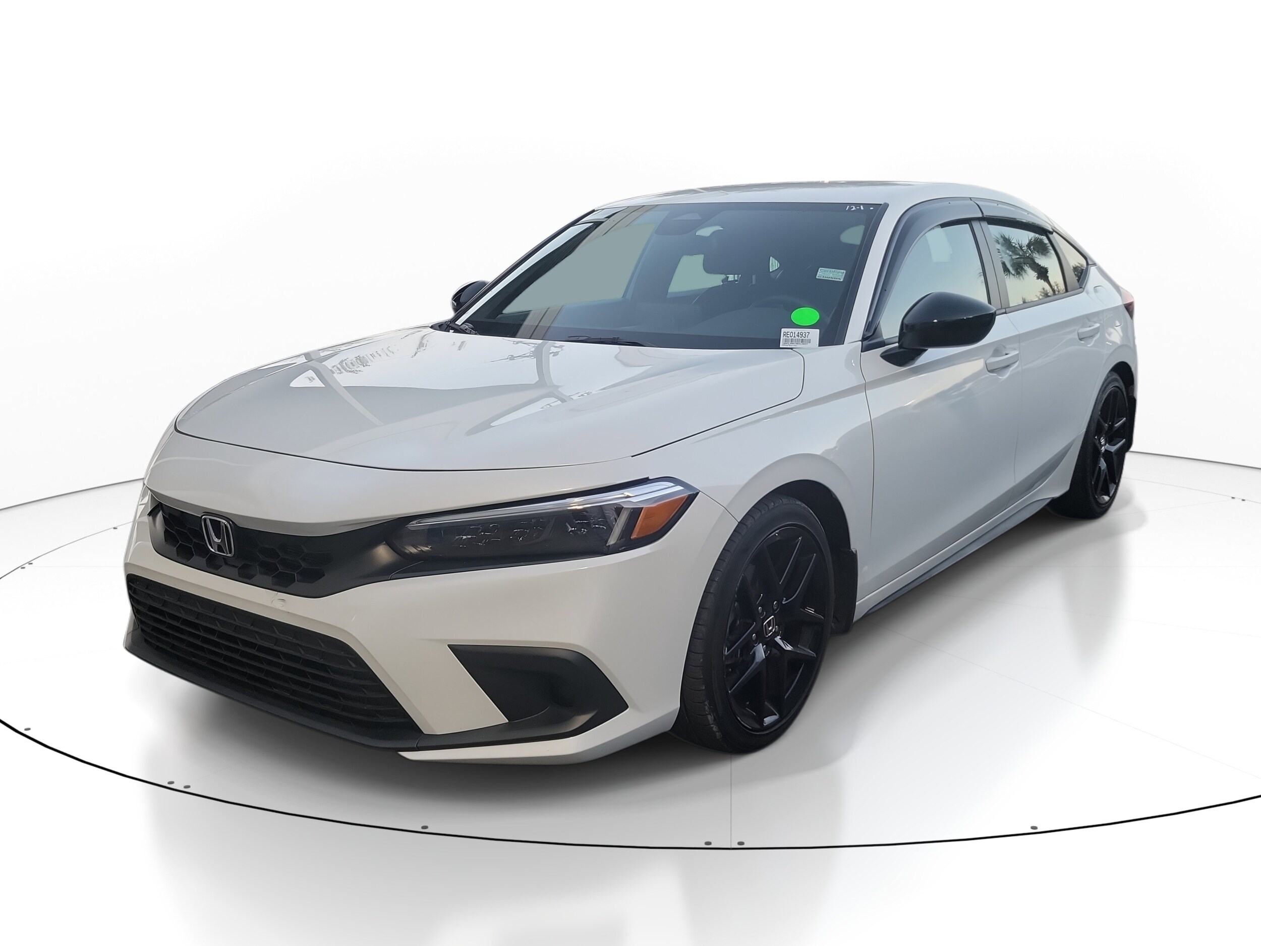 2024 Honda Civic Hatchback Sport photo 2