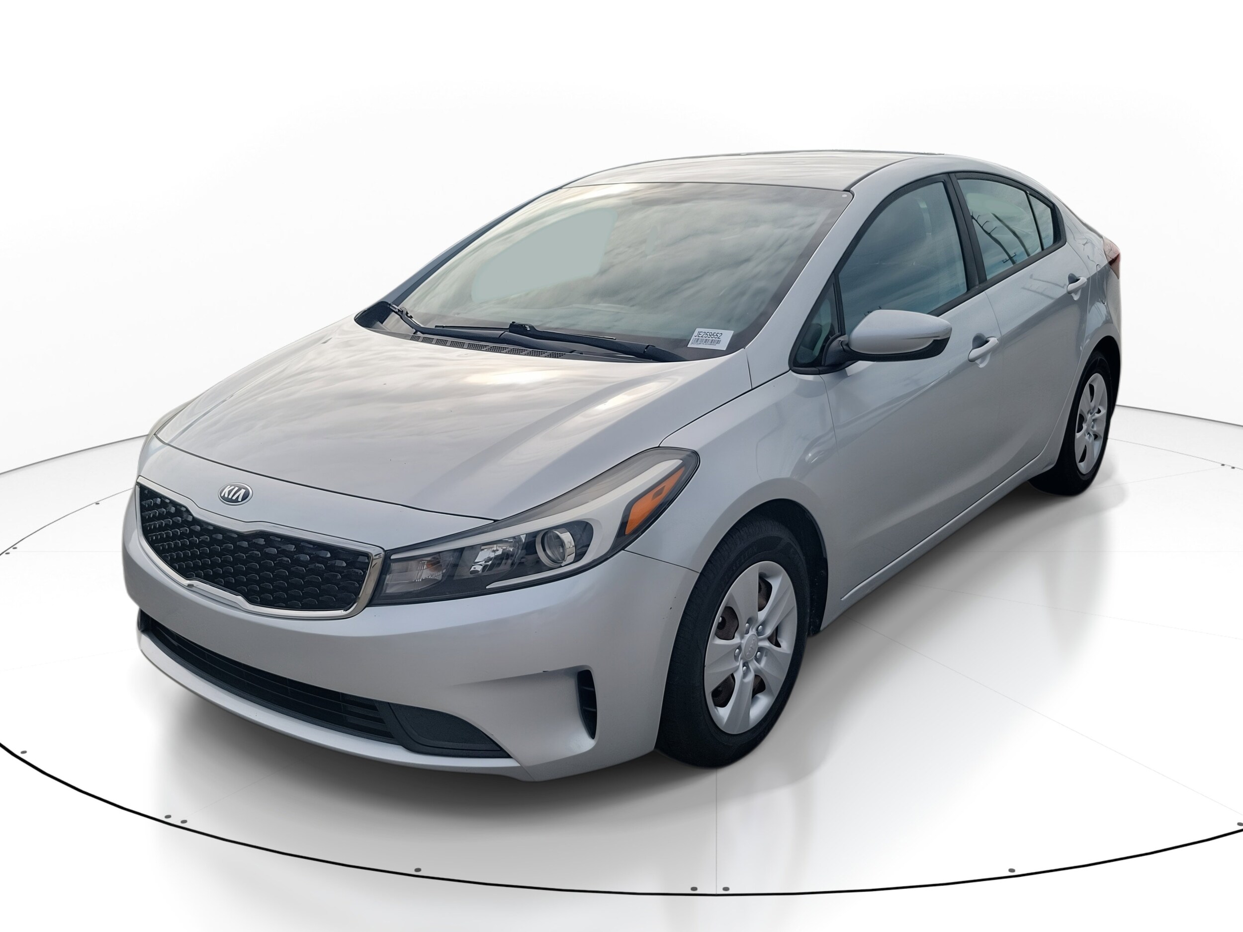2018 Kia Forte LX Base photo 2