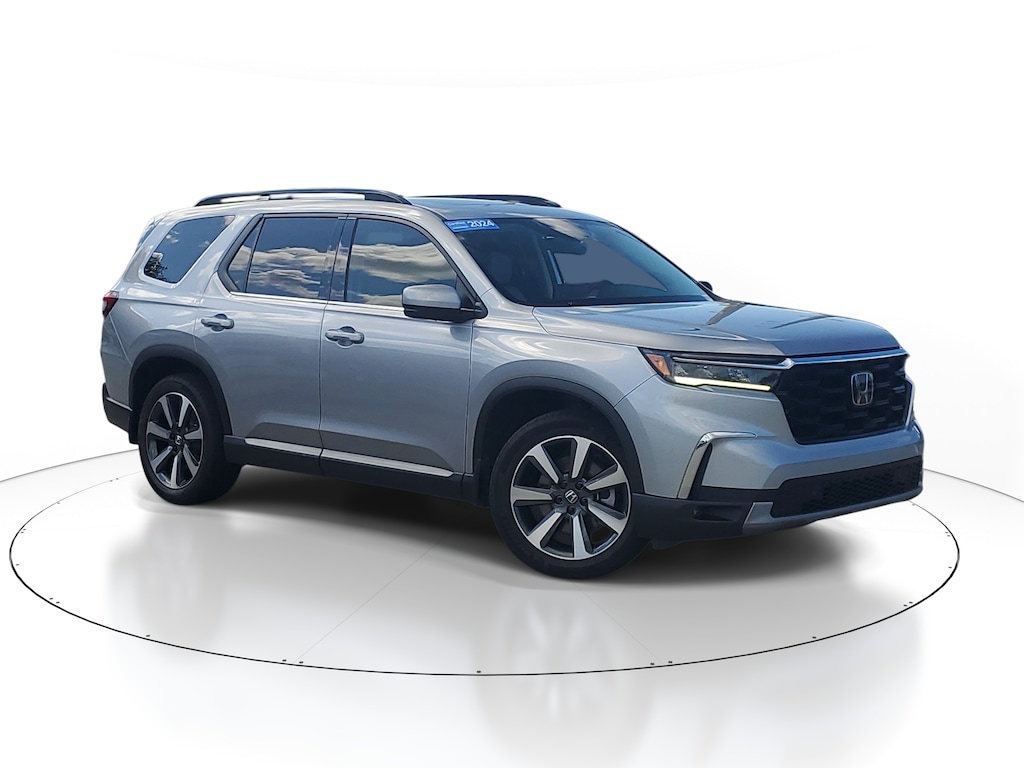Certified 2024 Honda Pilot Touring Touring 2WD