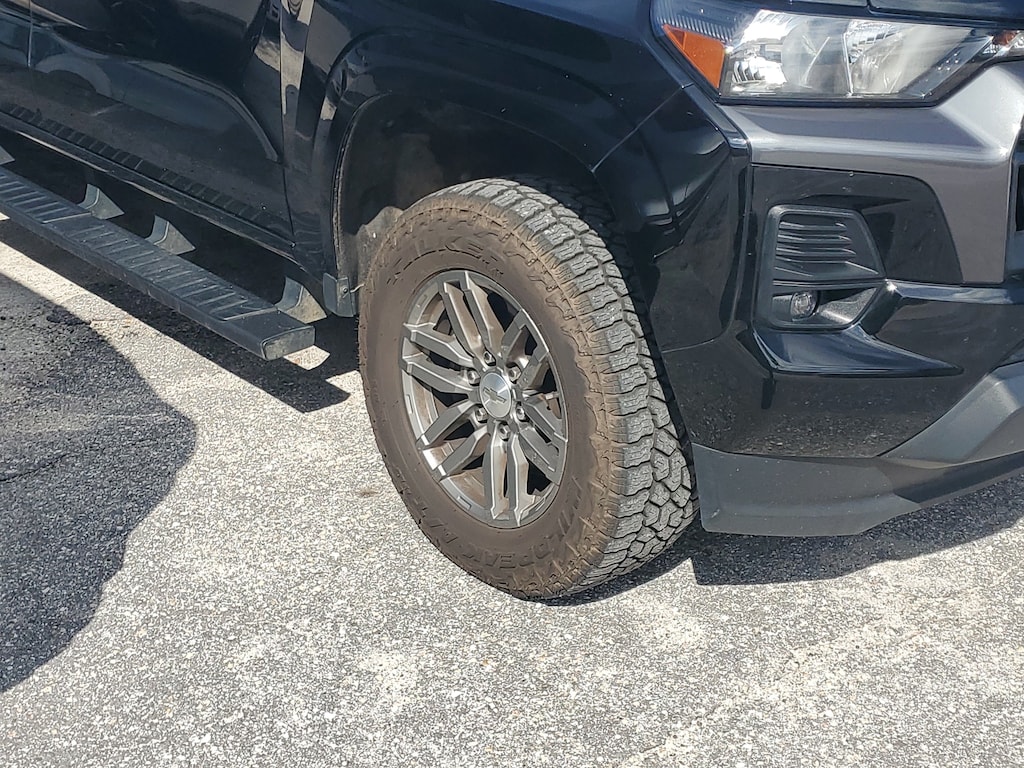 Used 2024 Chevrolet Colorado 2WD LT 2WD Crew Cab LT