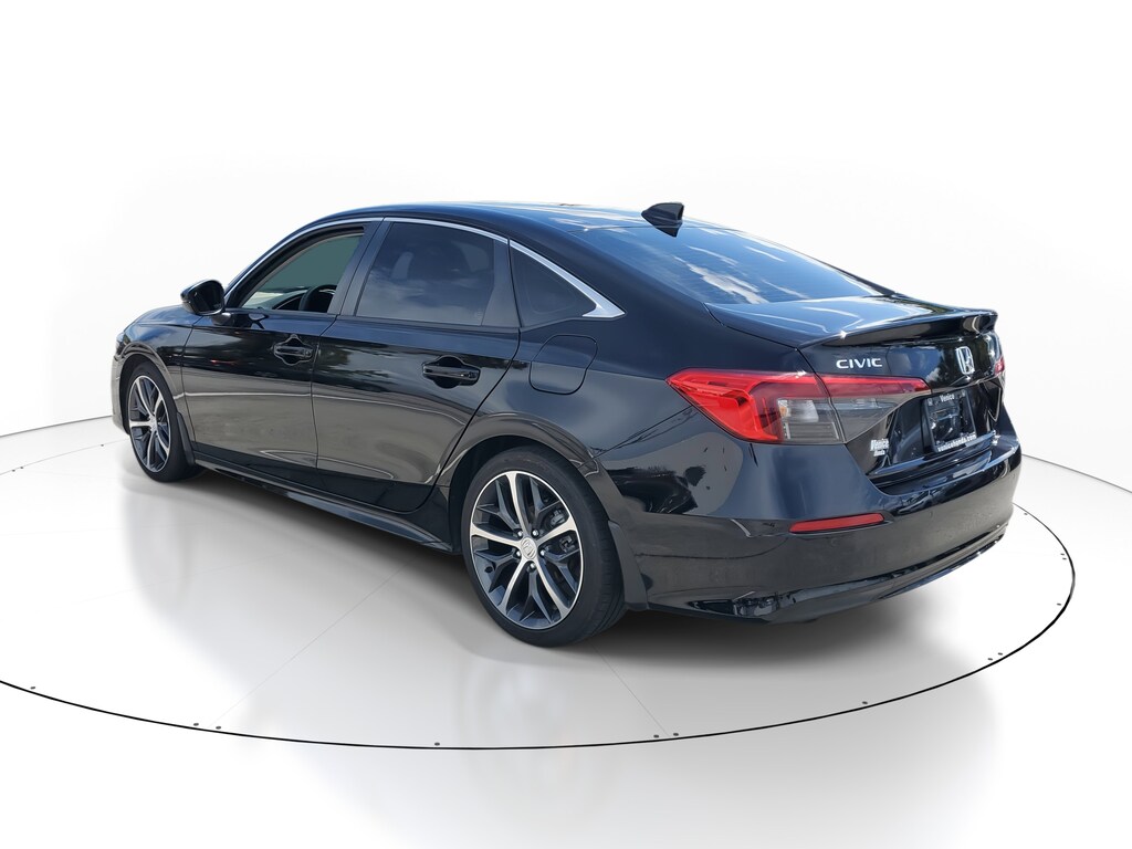 2024 Honda Civic Touring photo 3