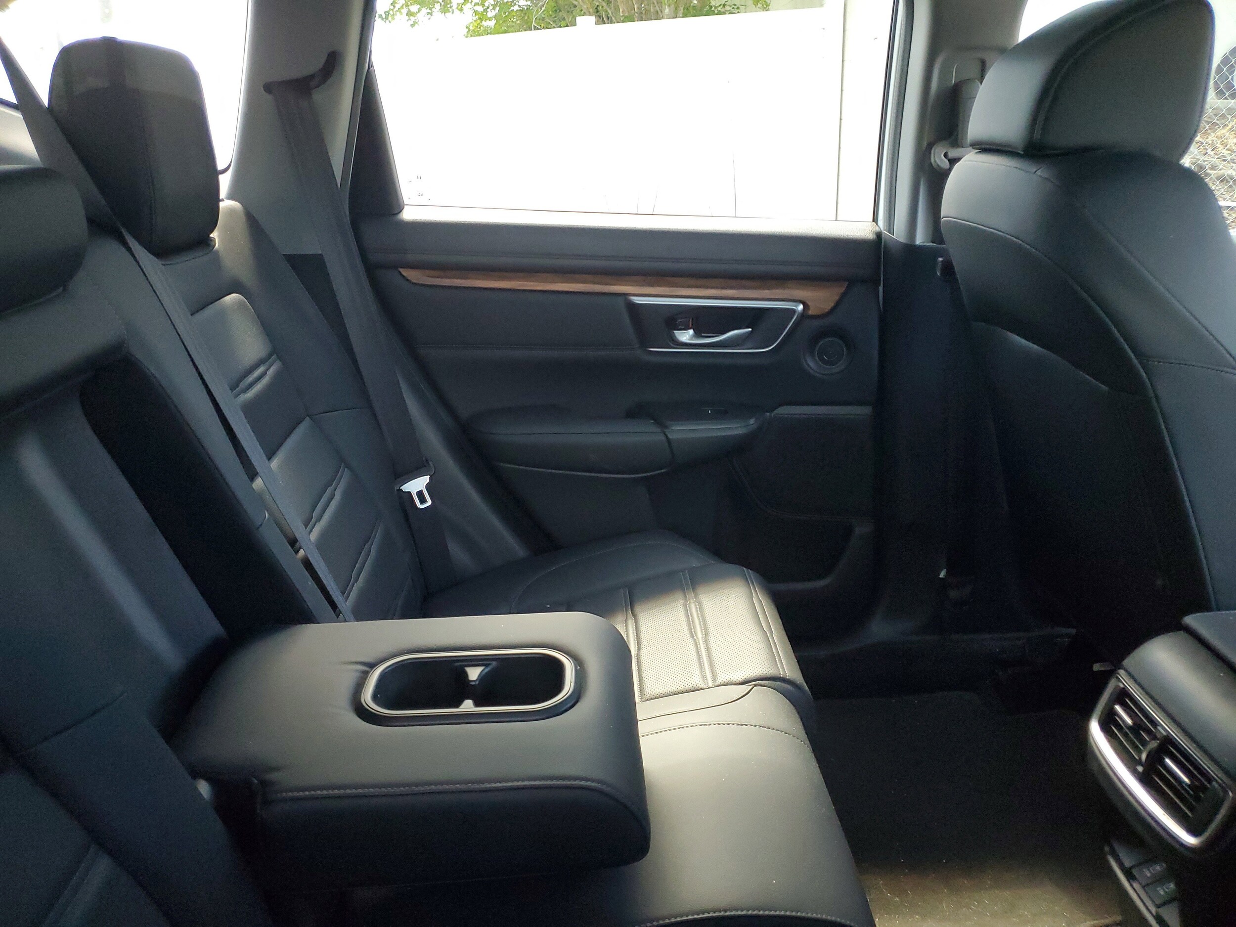 2021 Honda CR-V Touring photo 2