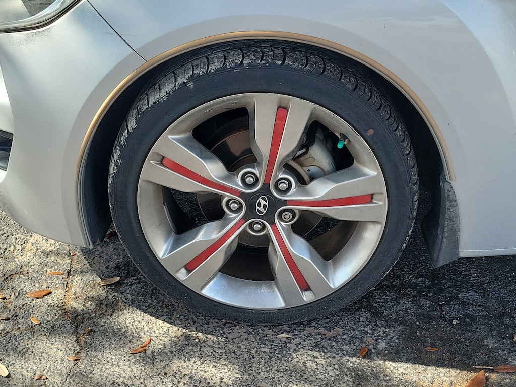 Used 2012 Hyundai Veloster w/Gray Int Coupe