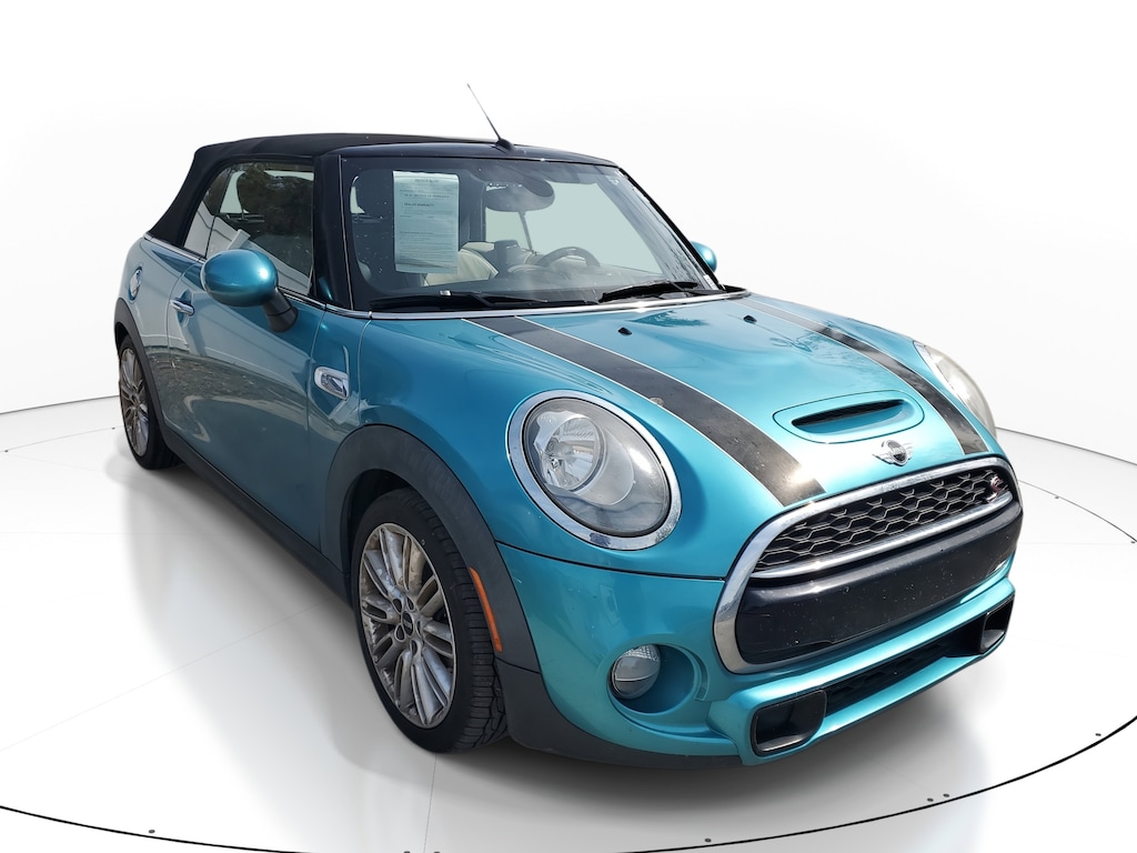 2017 Mini Cooper Convertible S photo 2