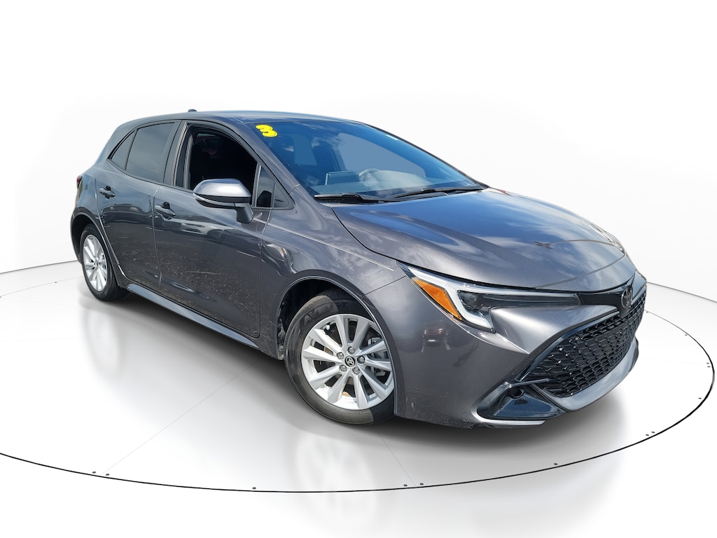 Used 2023 Toyota Corolla Hatchback SE SE CVT