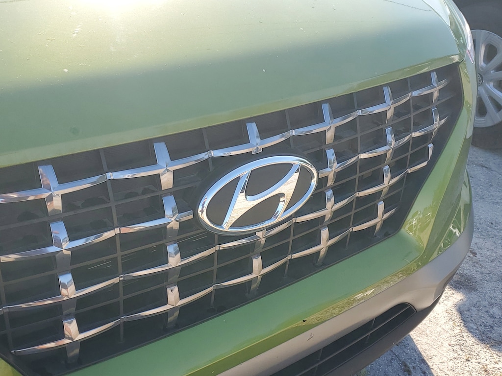 Used 2023 Hyundai Venue SEL SEL IVT