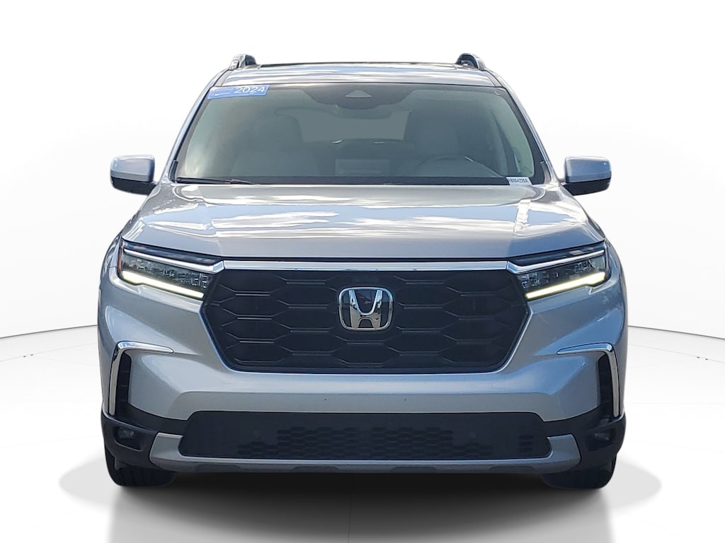 Certified 2024 Honda Pilot Touring Touring 2WD